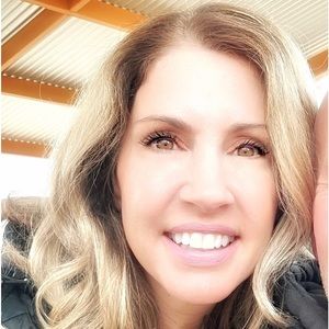 Meet your Posher, Sheri